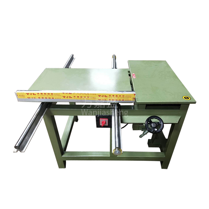 Simple sliding table saw